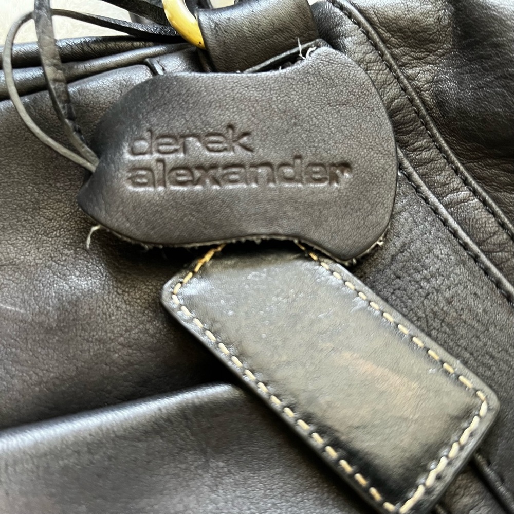 DEREK ALEXANDER BLACK LEATHER BAG CLASSIC CAPSULE WARDROBE STYLISH MINIMALIST - Picture 7 of 12